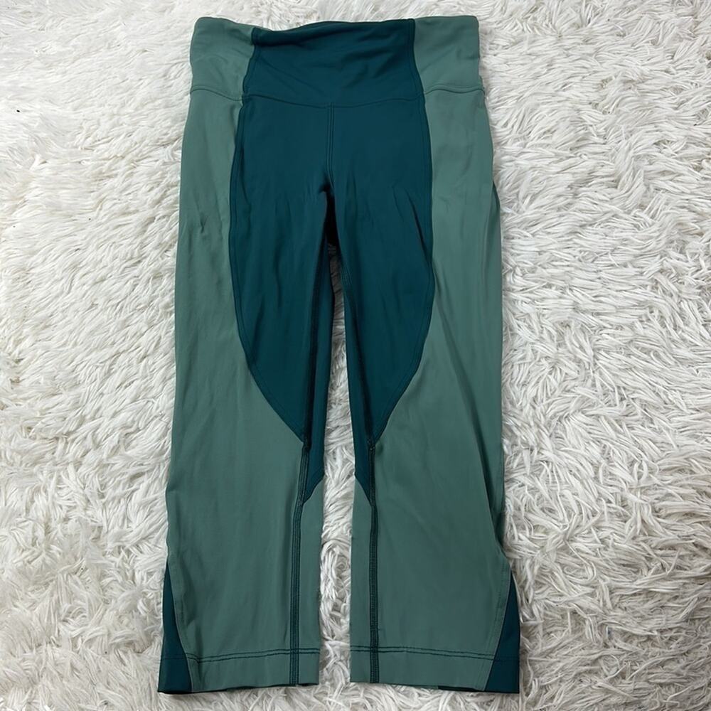 Lululemon Wake & Train Tight Green Jasper / Frosted Pine
